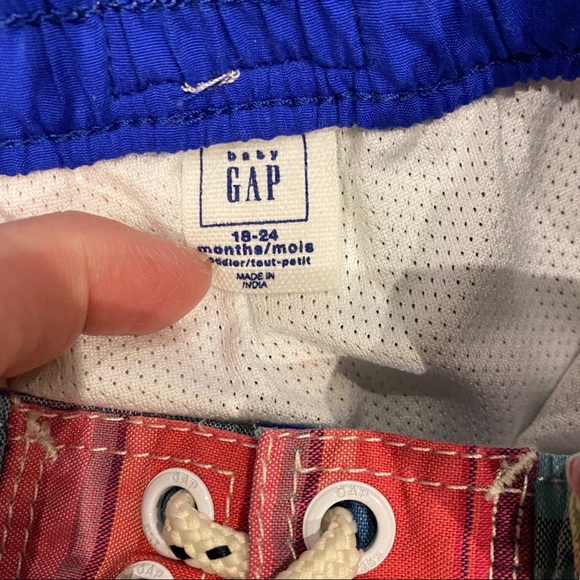 2 for 15💥Gap Baby Boy Swimsuit (18-24M) - Picture 2 of 3